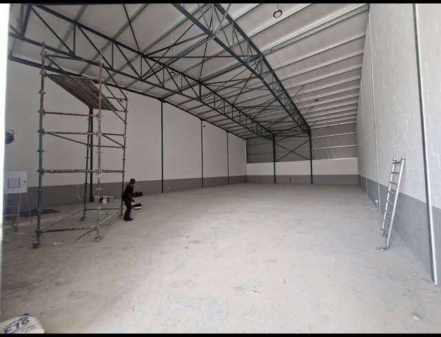 565M² WAREHOUSE TO LET IN STIKLAND INDUSTRIAL